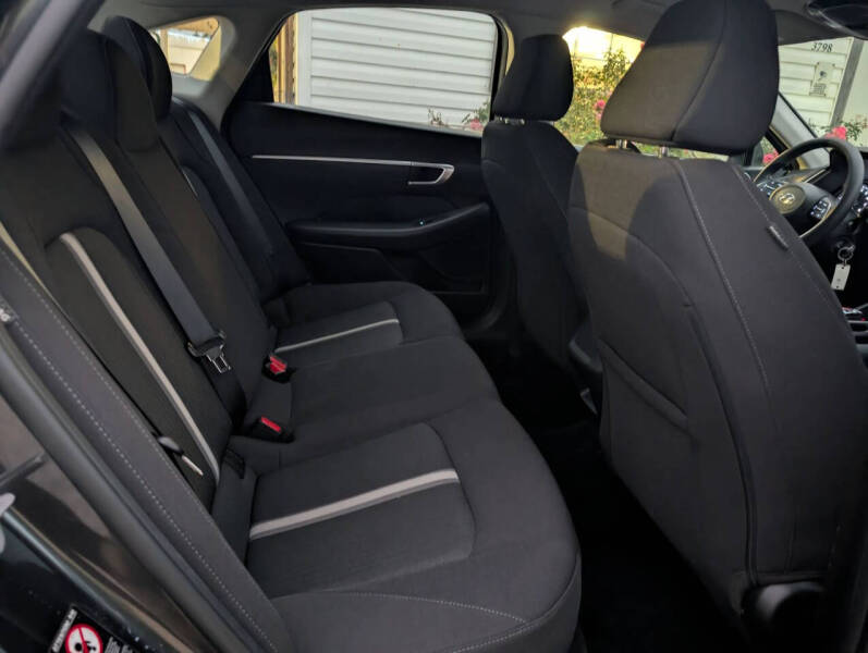 2023 Hyundai Sonata SE