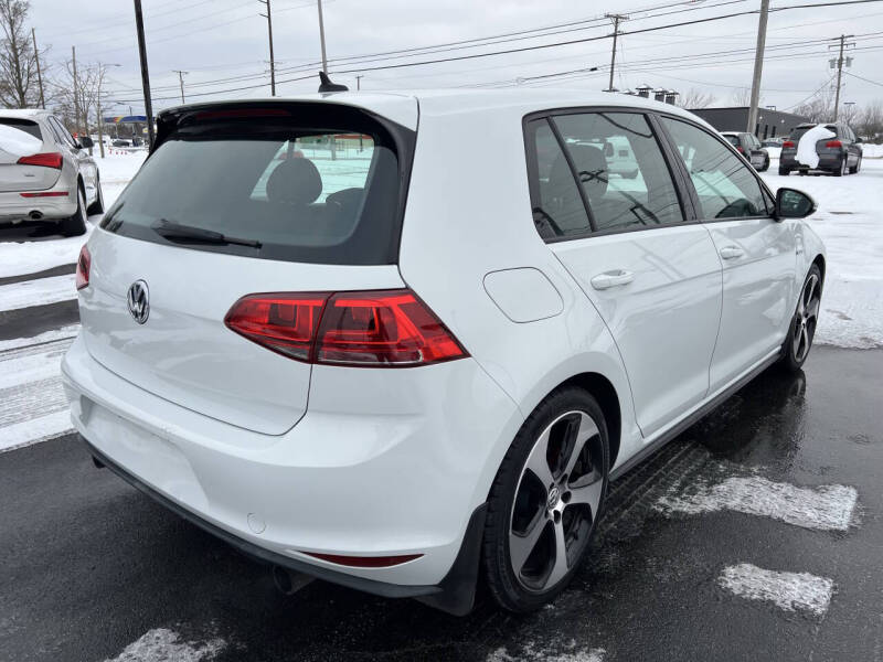 2015 Volkswagen Golf GTI S