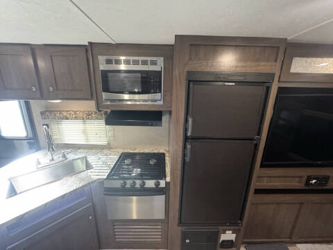 2019 Keystone RV Hideout M-28 BHSWE