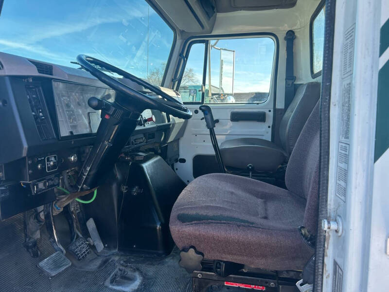 1998 International 2674