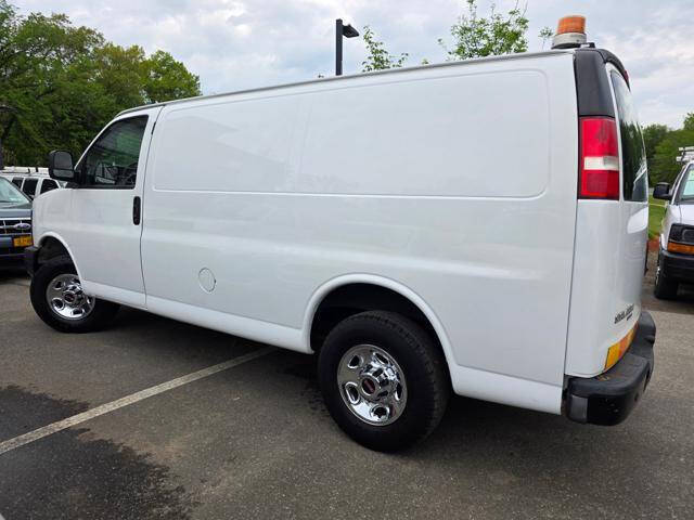 2016 GMC Savana 2500