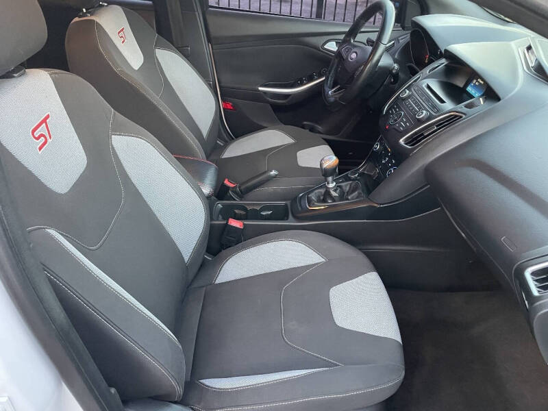 2016 Ford Focus ST