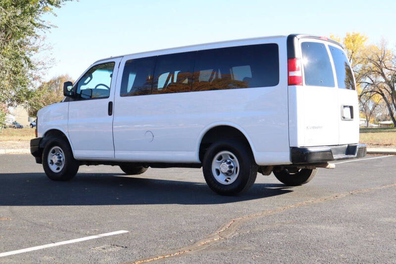 2017 Chevrolet Express LS 2500