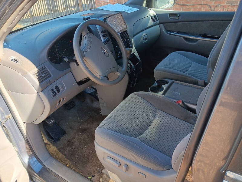 2006 Toyota Sienna CE 7 Passenger