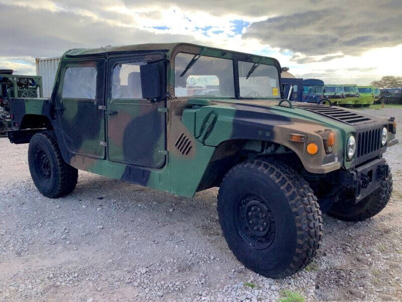 2001 AM General Hummer