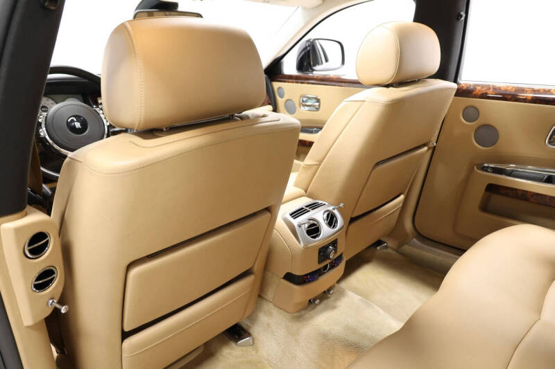2010 Rolls-Royce Ghost