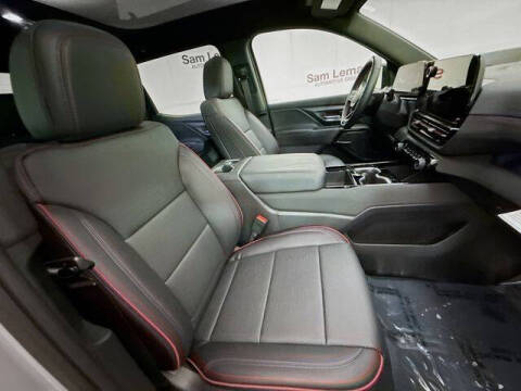 2025 Chevrolet Silverado EV RST