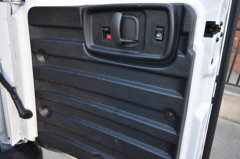 2017 Chevrolet Express 2500