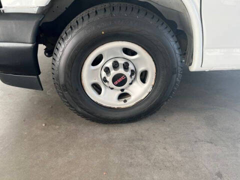 2021 GMC Savana 2500