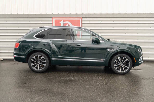 2017 Bentley Bentayga 53