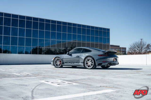 2017 Porsche 911 Carrera