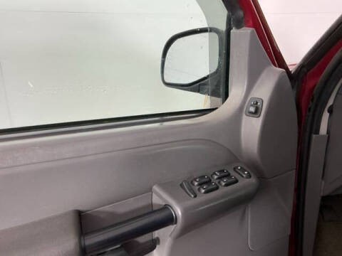 2004 Ford Explorer Sport Trac XLS