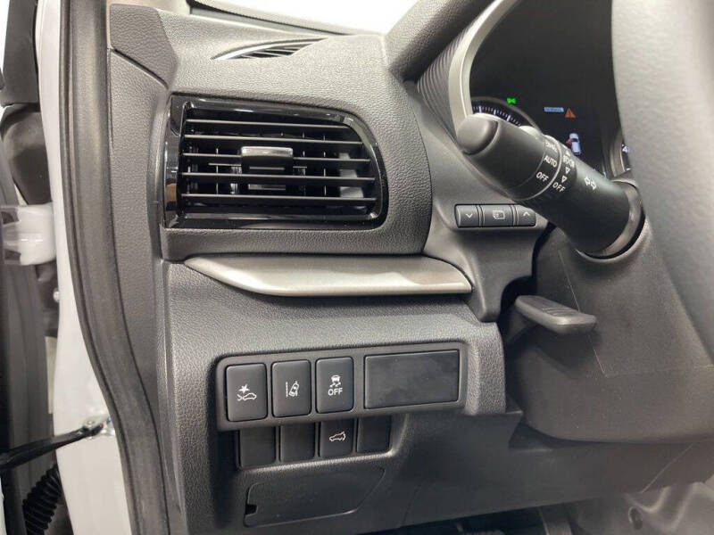 2026 Mitsubishi Eclipse Cross SE