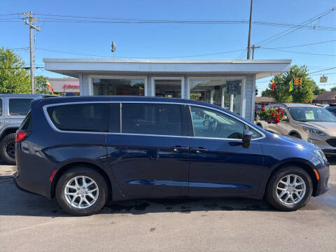 2017 Chrysler Pacifica Touring