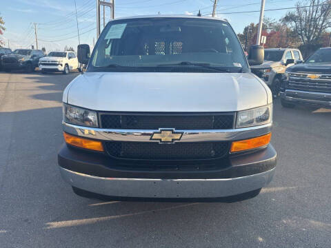 2023 Chevrolet Express 2500
