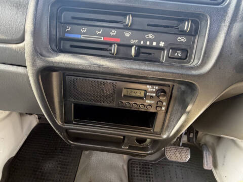 2000 Suzuki Carry