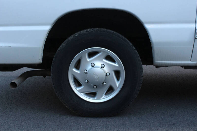 2012 Ford E-Series E-150