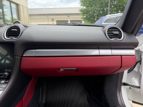 2024 Porsche 718 Cayman S