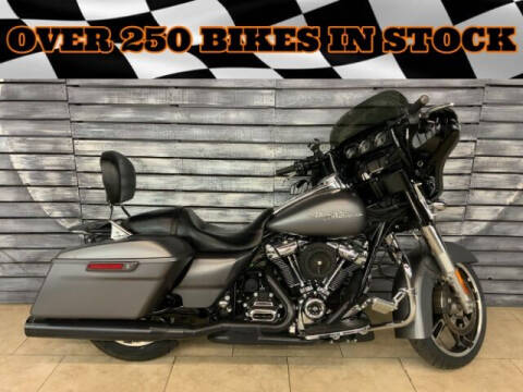 2017 Harley-Davidson Street Glide for sale at AZautorv.com in Mesa AZ