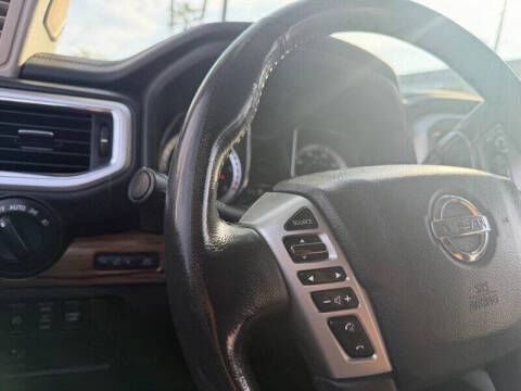 2016 Nissan Titan XD SL