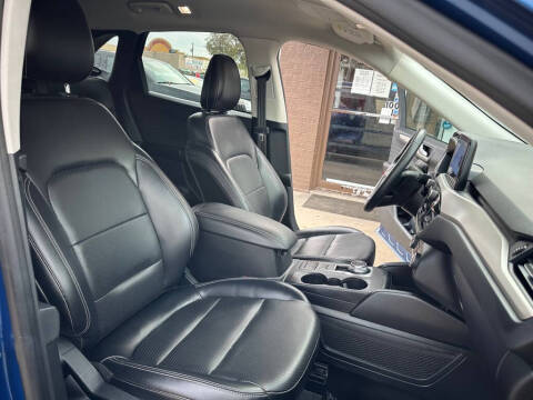 2022 Ford Escape SEL