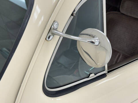 1948 Ford Super Deluxe