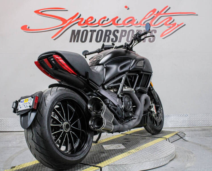 2015 Ducati Diavel