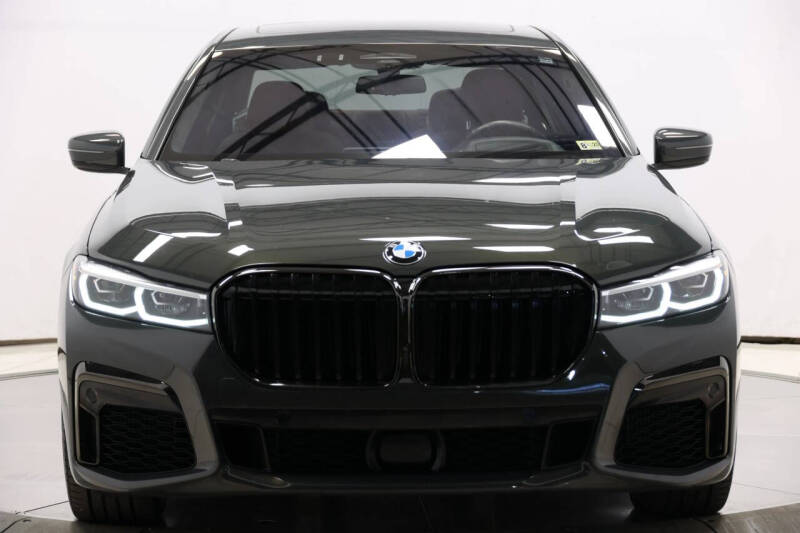 2022 BMW 7 Series M760i xDrive