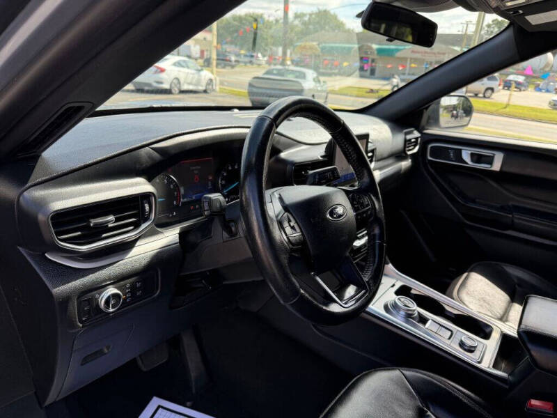 2020 Ford Explorer XLT