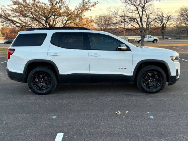 2023 GMC Acadia AT4