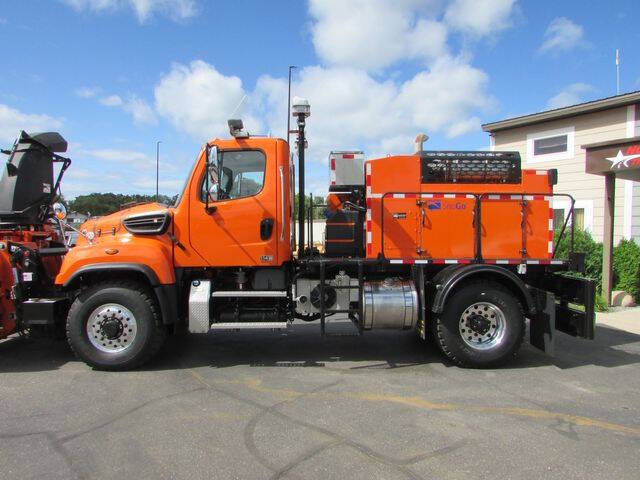 2018 Freightliner 114 SD