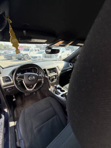 2017 Jeep Grand Cherokee Laredo