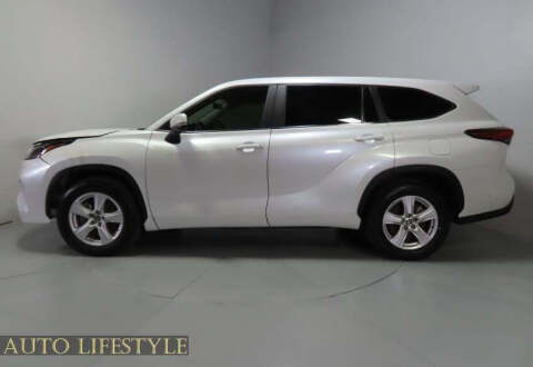 2023 Toyota Highlander L