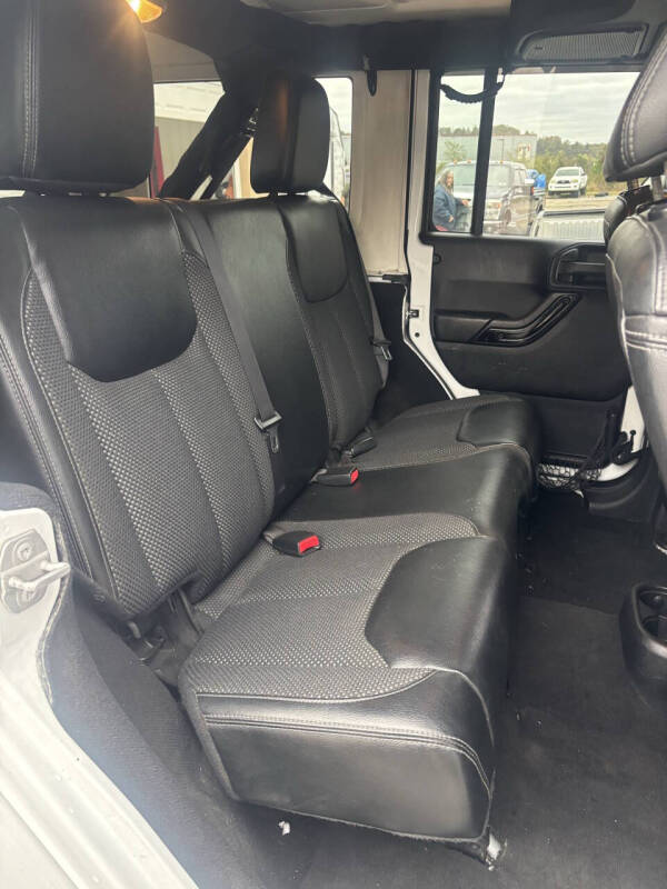 2016 Jeep Wrangler Unlimited Sahara