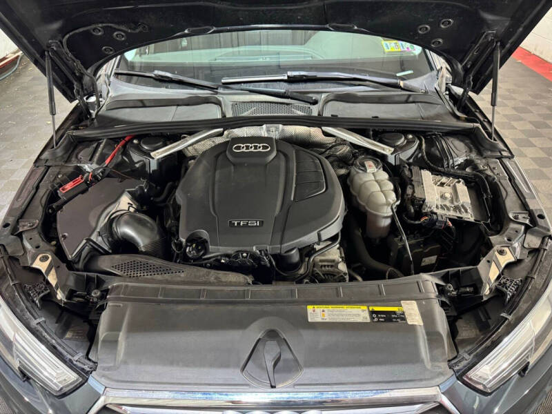 2017 Audi A4 2.0T quattro Premium Plus