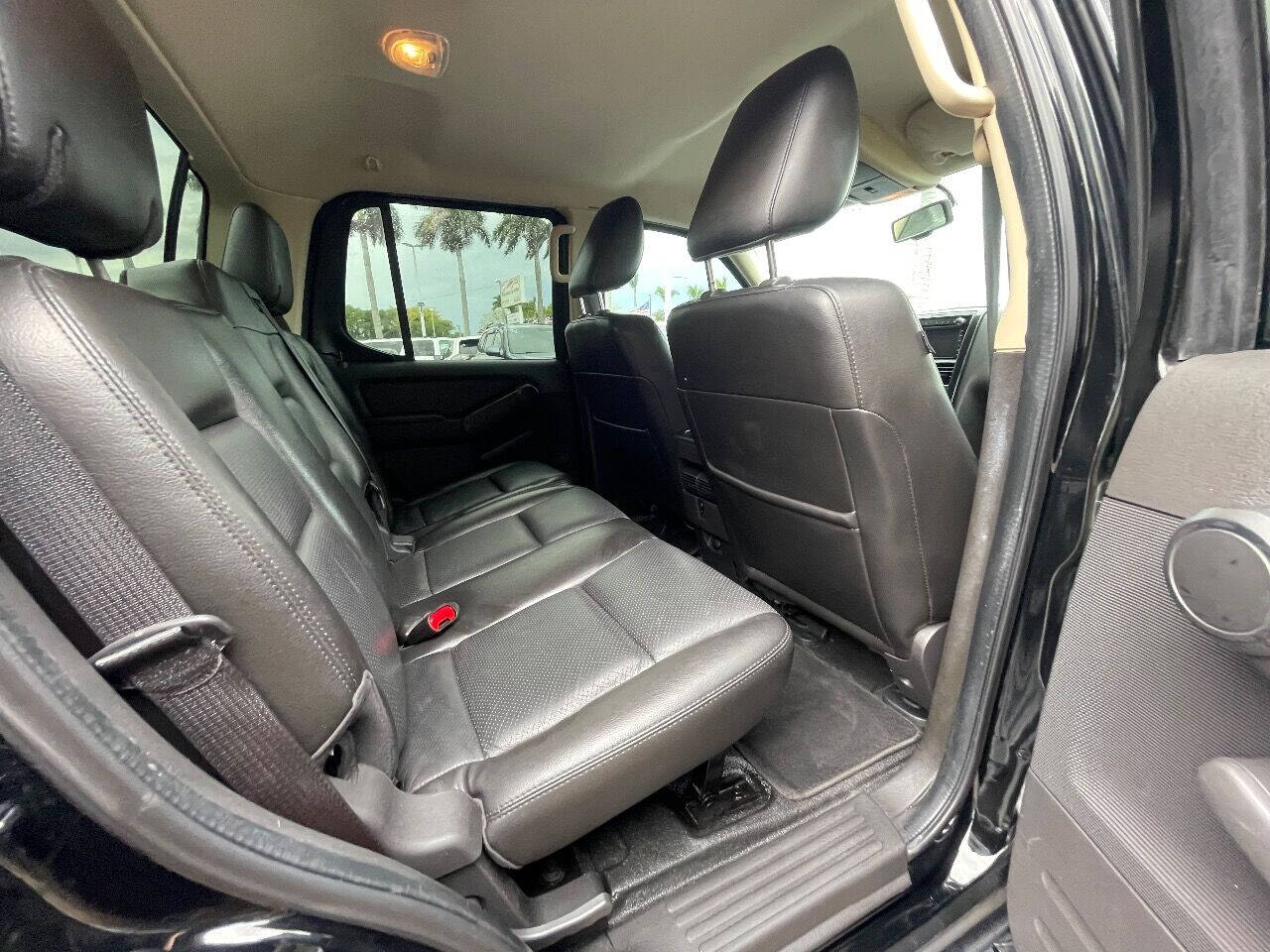 2010 Ford Explorer Sport Trac  - $17,900