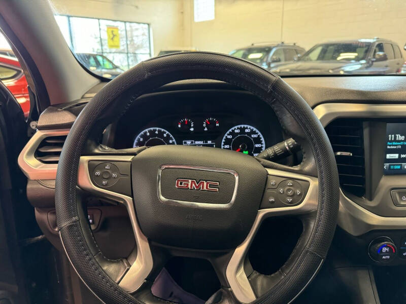 2017 GMC Acadia SLE-1