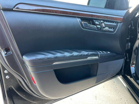 2012 Mercedes-Benz S-Class S 550 4MATIC