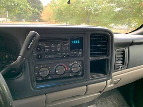 2002 Chevrolet Tahoe LS