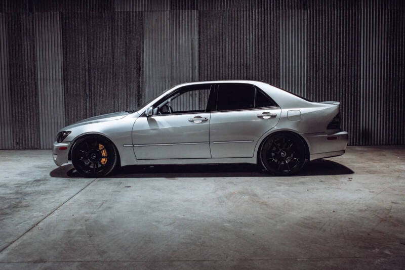 2002 Lexus IS 300