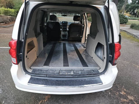 2012 RAM C/V