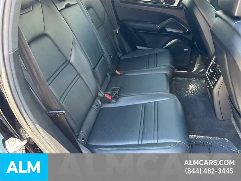 2022 Porsche Cayenne