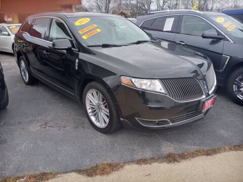 2013 Lincoln MKT for sale at KENNEDY AUTO CENTER in Bradley IL