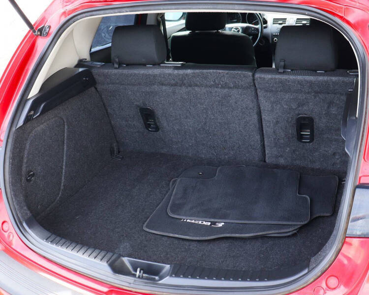 2013 Mazda MAZDA3 i Touring