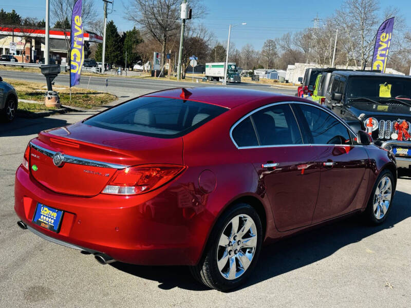 2013 Buick Regal Premium 1