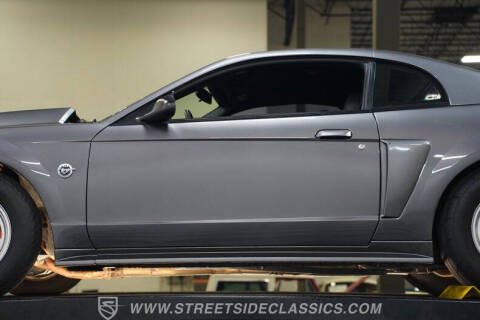 2004 Ford Mustang GT Deluxe
