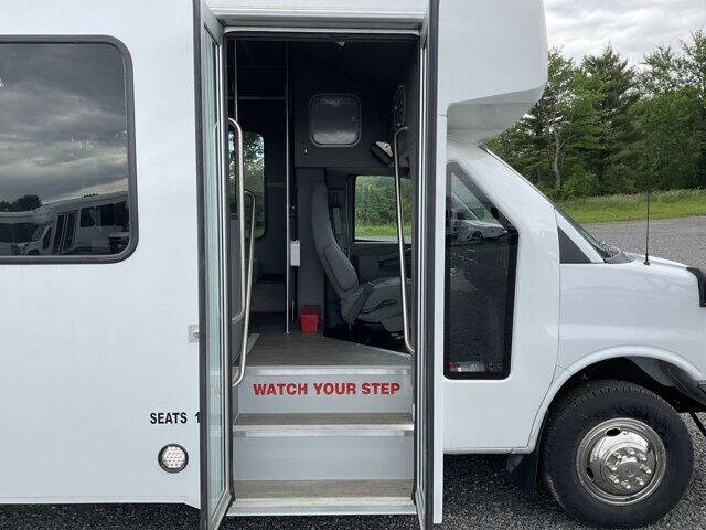 2022 Chevrolet Express 4500