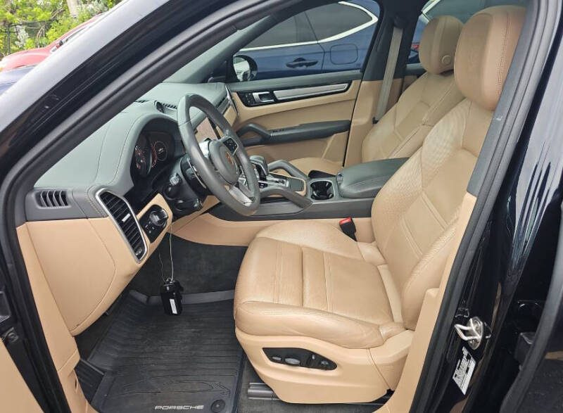 2023 Porsche Cayenne