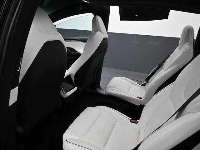 2022 Tesla Model X Plaid