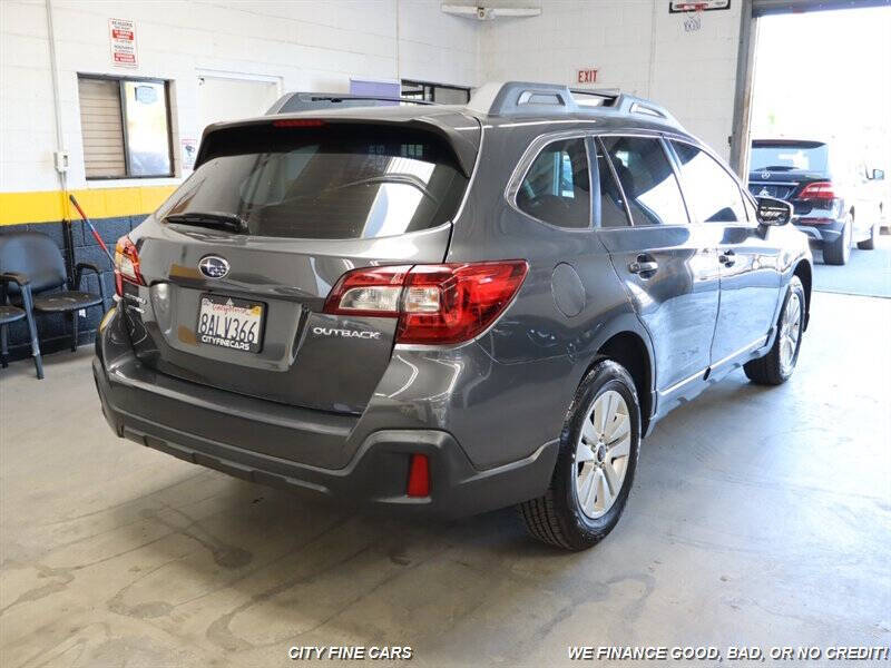2018 Subaru Outback 2.5i